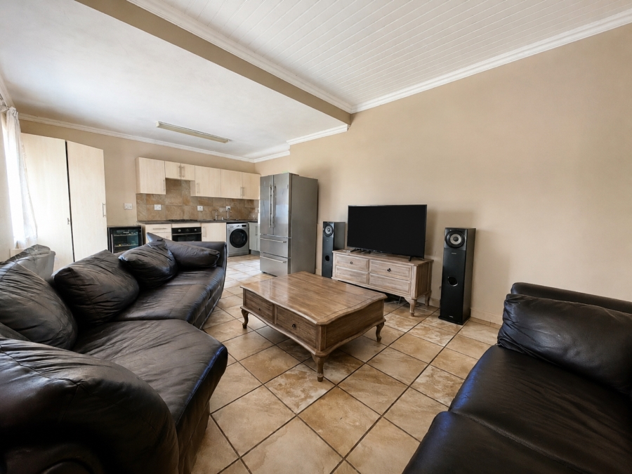 2 Bedroom Property for Sale in Hartbeespoort Rural North West